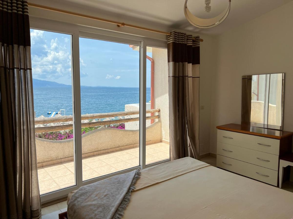 Apartments Wonderful Bay Саранда Екстер'єр фото